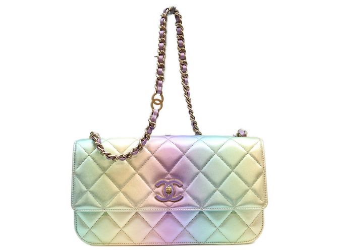 Timeless Bolsa de ombro Chanel AS4623 Rainbow em pele de cordeiro