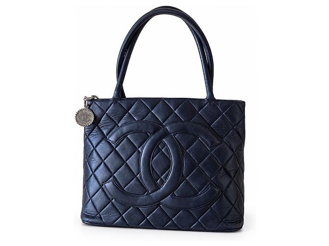 Chanel Saco Shopping em Pele Acolchoada Preta Preto