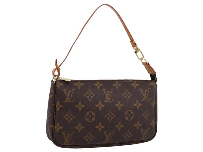 LOUIS VUITTON Monogram Pochette Accessoires Pouch M51980 LV Auth 203897SAV Monogramma