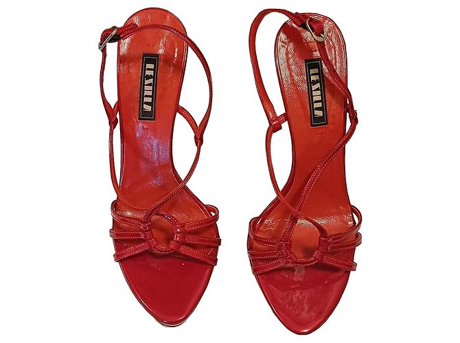 Sandalias de plataforma Le Silla rojas de charol