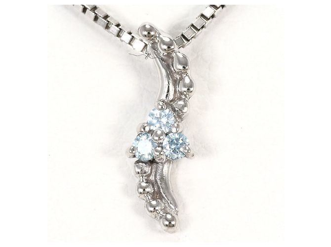 Autre Marque Collar de oro blanco 14K con diamante azul Dorado