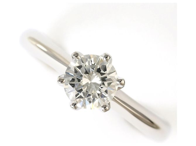 Autre Marque Anello fede in platino e diamanti