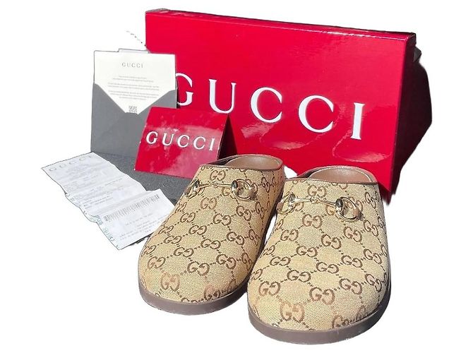 Gucci GG Supreme Canvas Mules