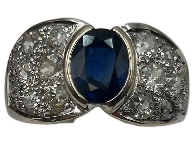 Autre Marque Anello in oro bianco con zaffiro e diamanti Blu