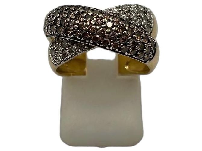 Autre Marque Diamond-paved interlaced ring Silvery Golden