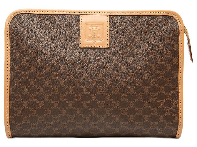 Céline Clutch Celine Brown Macadam Coated Canvas Marrom
