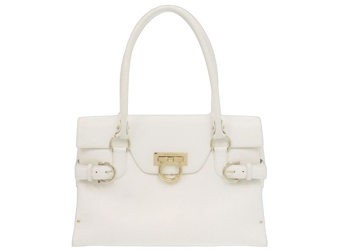 Salvatore Ferragamo Gancini Lederhandtasche