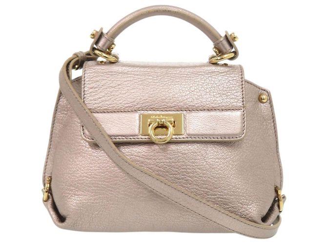 Bolsa Salvatore Ferragamo Gancini Mini Sofia Bege