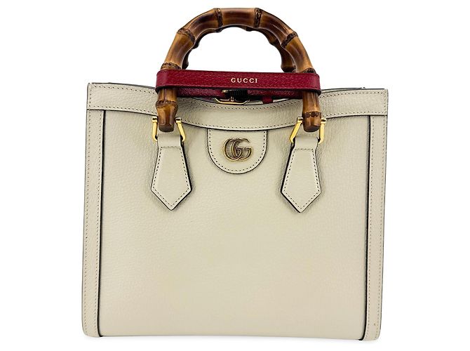 Gucci Diana NM Bamboo Handle Leather Small Branco