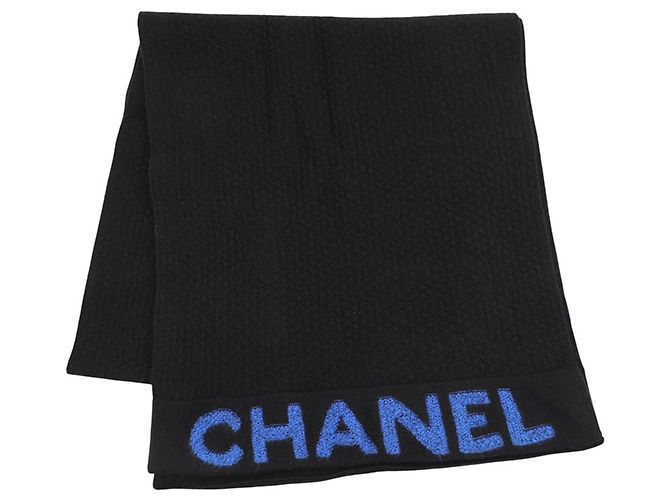Stola Chanel in lana e cashmere Nero Blu