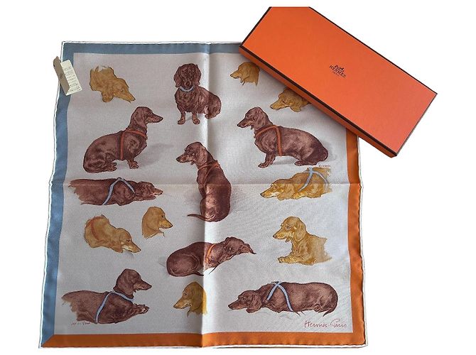Gavroche Hermès "Les Bassets" Marrom Azul Bege Laranja