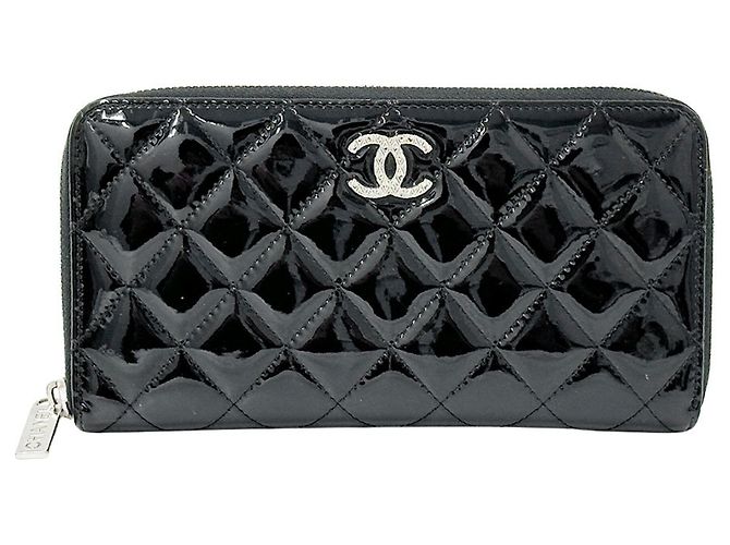 Cartera larga Chanel Matelassé Negro