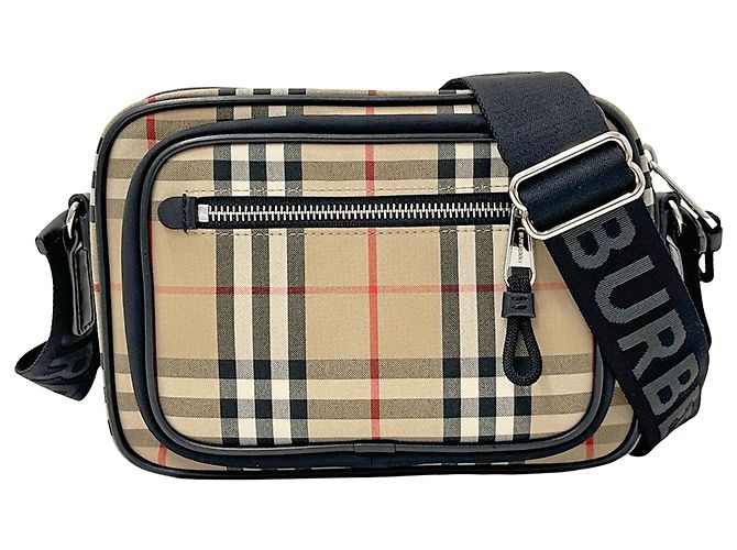 Bolsa Burberry em lona bege
