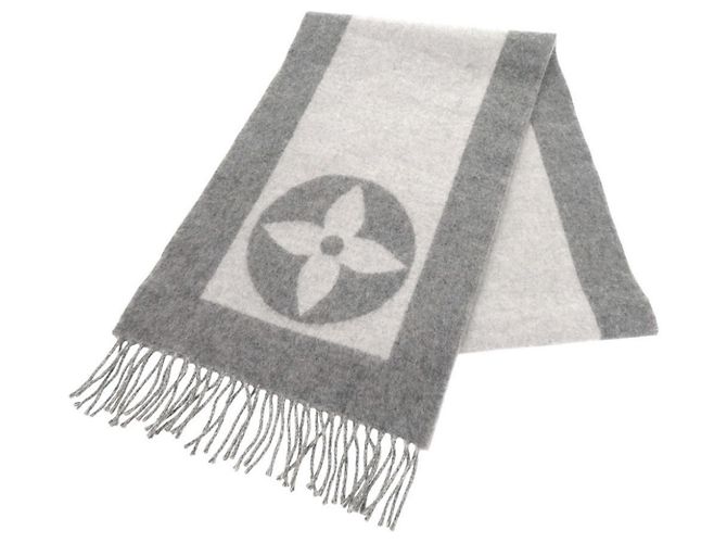 Louis Vuitton Echarpe Cardiff Gray Scarf Braun