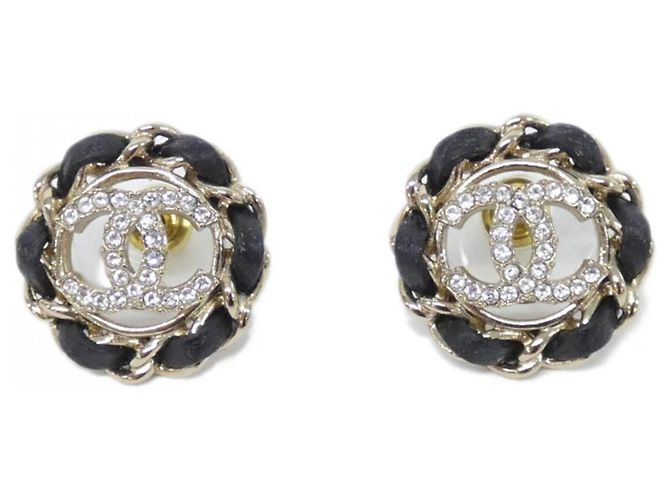 Orecchini a lobo Chanel in pelle d'agnello nera e oro Nero D'oro