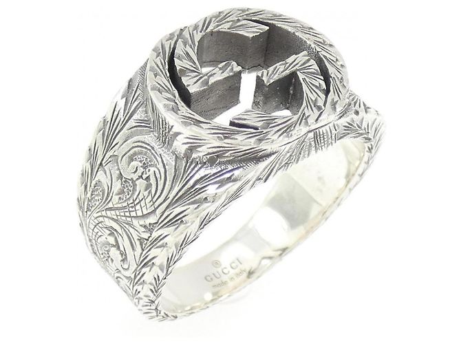 Anillo Gucci Interlocking G de Plata