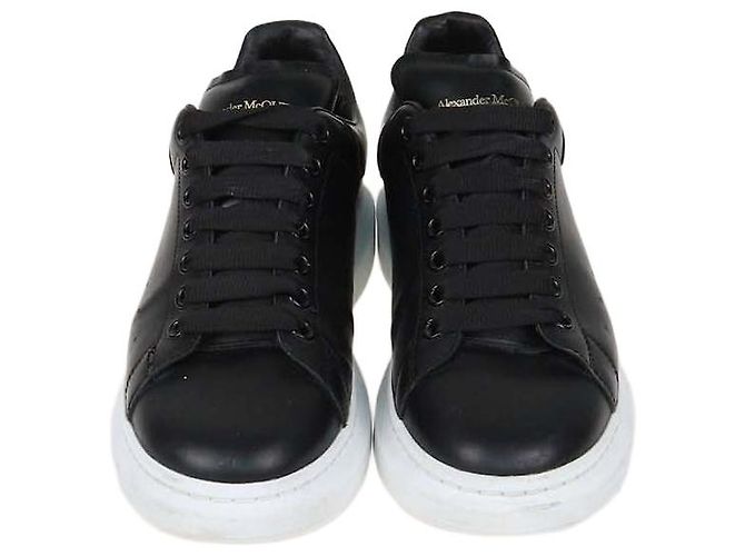Alexander Wang Sneakers Oversized in pelle nera Alexander McQueen Nero