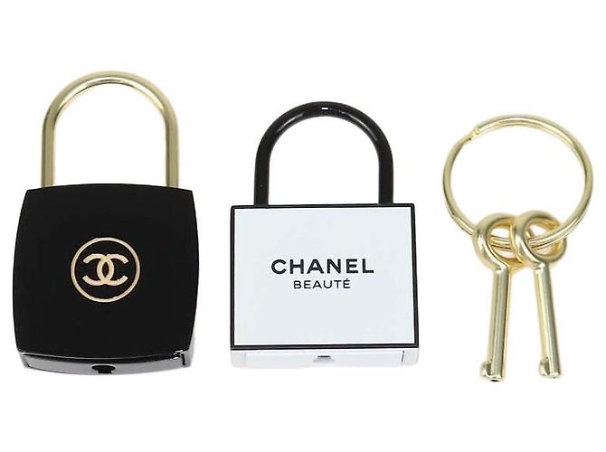 Chanel Black, White Acrylic La Collection 2024 Padlock & Key Gift Set