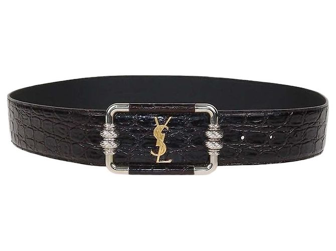 Autre Marque Cinto Saint Laurent em couro com relevo de crocodilo marrom choco e fivela quadrada com logo Preto