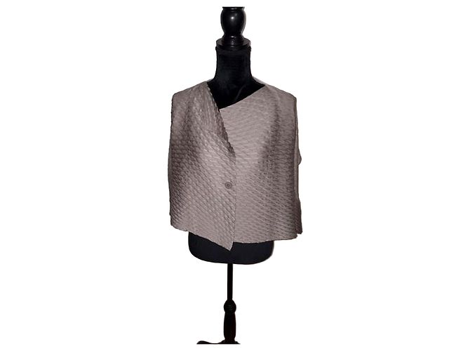 Blusa Issey Miyake