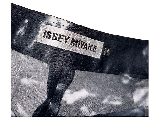 Issey Miyake Patterned Trousers