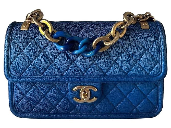 Borsa Chanel Classic Flap Medium Blu