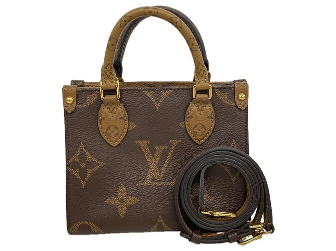 Bolsa Louis Vuitton Monogram Giant Reverse OnTheGo BB Marrom