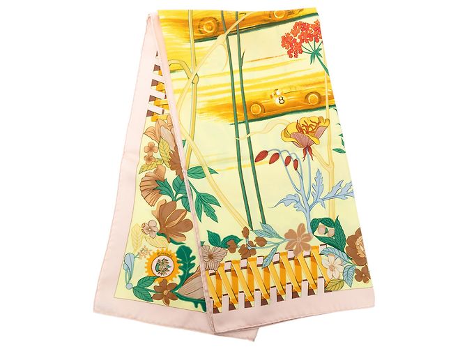 Lenço de seda Hermès Yellow Les Bolides 90