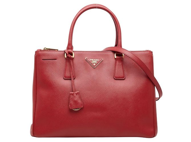 Saffiano Sac à main Prada avec plaque logo triangle Rouge