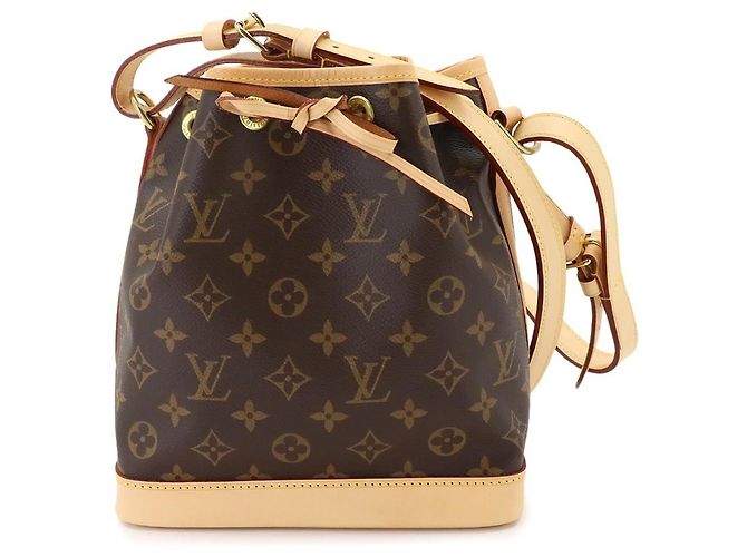 Bolso de hombro Louis Vuitton Monogram Noe BB Monograma
