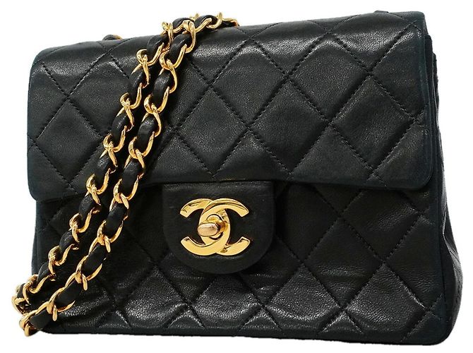 Bolso de hombro Chanel Mini Matelassé con cadena Negro