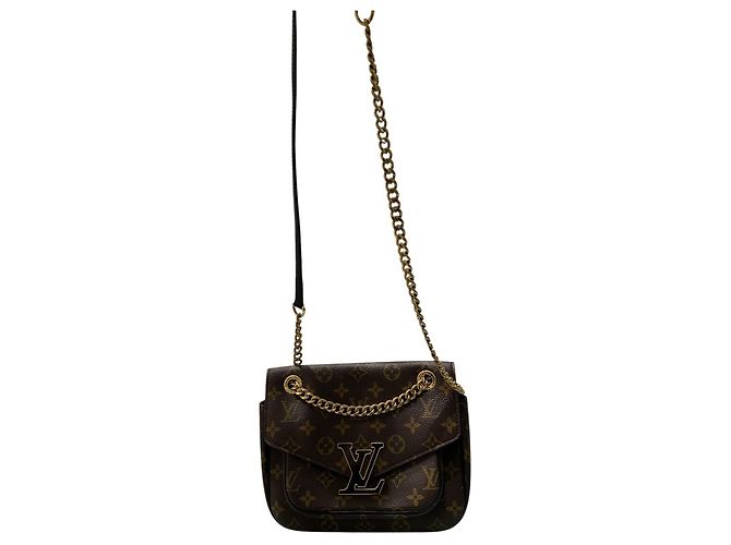 Louis Vuitton Sac Plat Monogram Handbag Marron