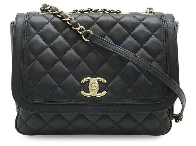 Borsa a tracolla Chanel Matelassé con catena Nero