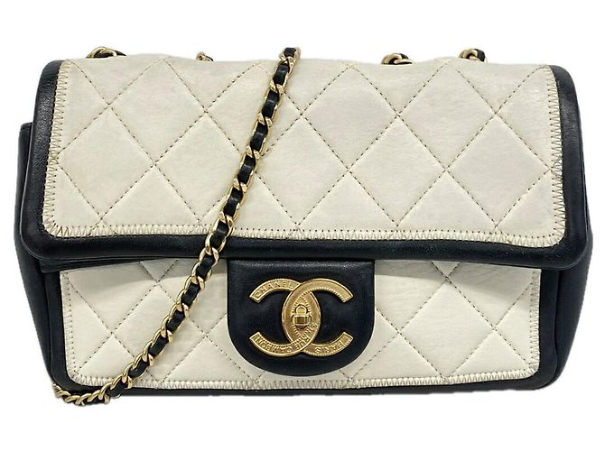Chanel Matelassé Shoulder Bag Black White