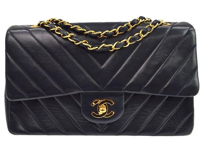 Chanel Vintage Classic Double Flap Chevron Lambskin Medium Noir