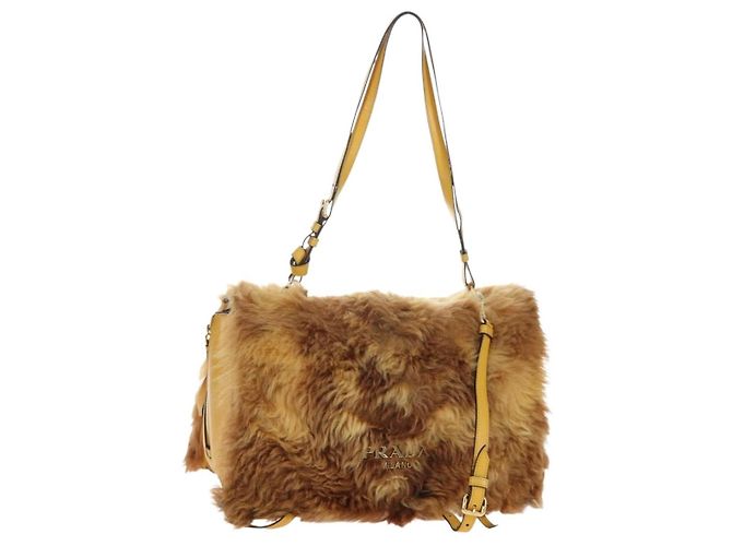 Sac à épaule PRADA Fourrure 2way Yellow Gold Auth 205953M Doré Jaune