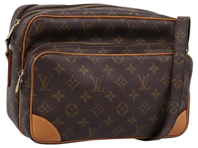 LOUIS VUITTON Monogram Nile Shoulder Bag M45244 LV Auth 205047V Monograma