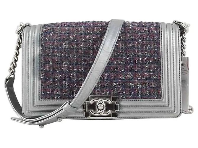 Chanel Borsa a tracolla Boy grigia Grigio