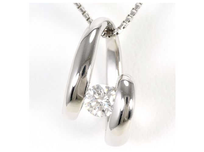 Autre Marque Collar de platino con diamante