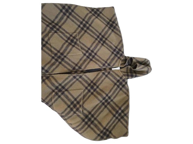 Mantella Burberry Check in lana Nero Cachi