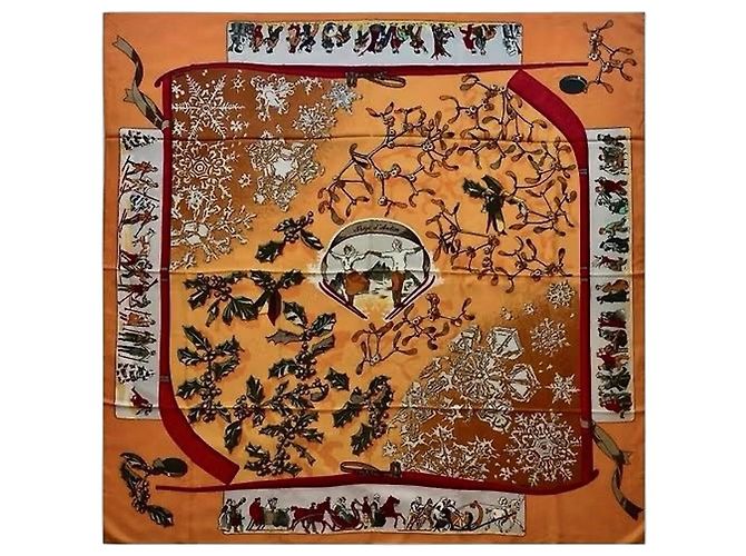 Hermès Carré Neige d'Antan in Cashmere e Seta 90cm Multicolore
