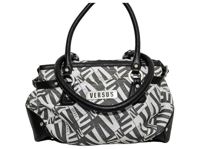 Borsa Versus by Versace Monogramma e Pelle Nero Bianco Grigio