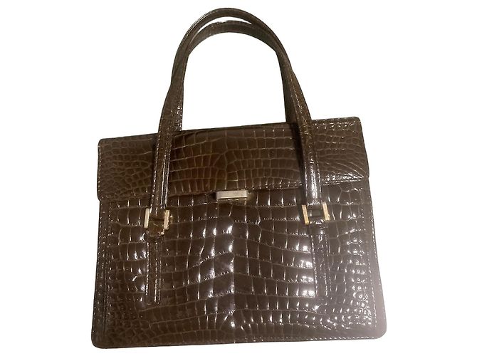 Autre Marque Bolsa castanha em couro com relevo de crocodilo Marrom