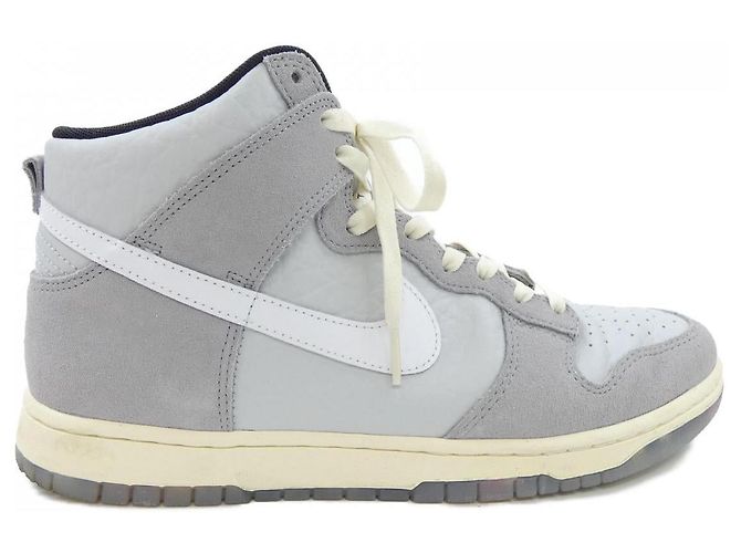Autre Marque Sapatilhas Nike Marrom