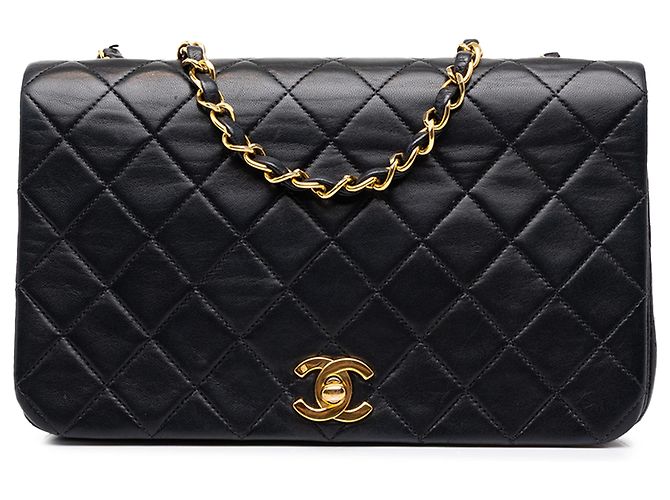 Chanel Black CC Quilted Lambskin Full Single Flap Noir