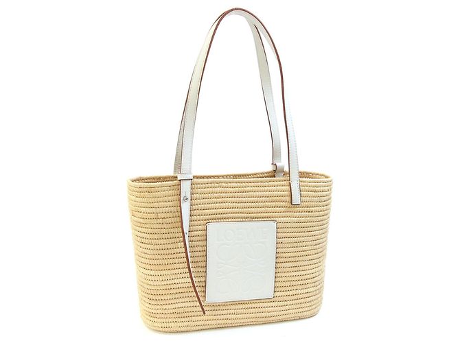 Loewe Anagram Square Bucket Bag Weiß Beige