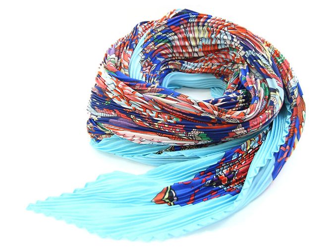 Lenço de seda azul Louis Vuitton