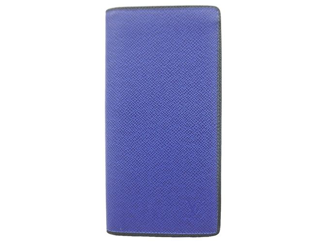 Louis Vuitton Taiga Portefeuille Brazza Long Wallet Blu
