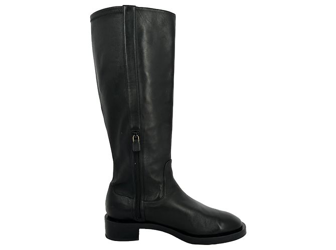 Botas cano alto Stuart Weitzman em couro preto