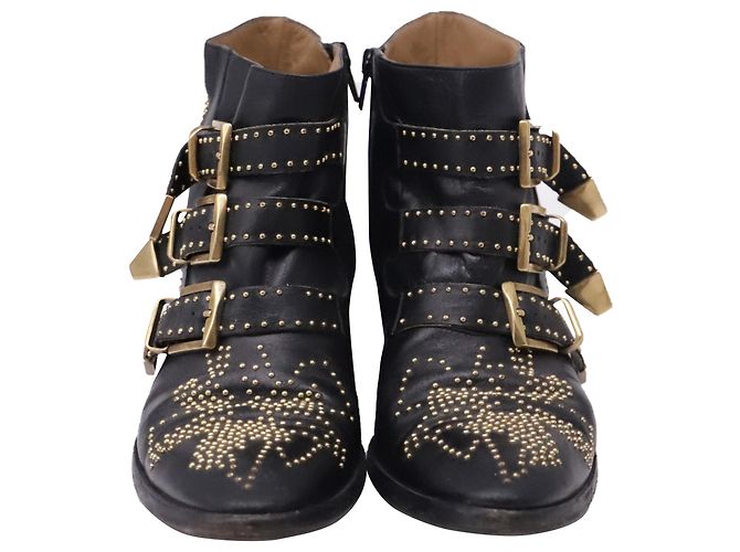 Chloé Susanna Studded Low Boots in Black Leather
